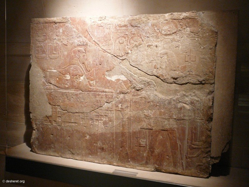 louvre001.jpg