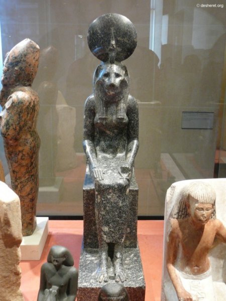 louvre042.jpg