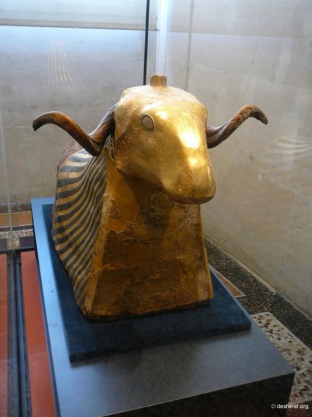 louvre130.jpg