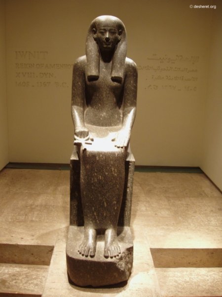 luxor30.jpg
