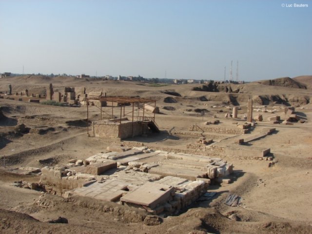 tanis047.jpg