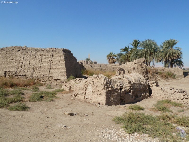 tombofosiris01.jpg
