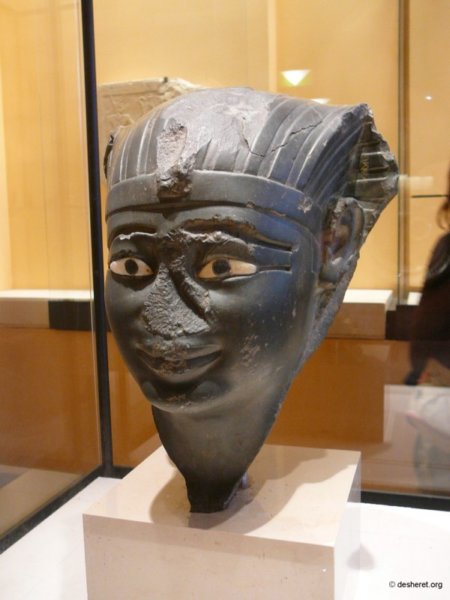 louvre082.jpg