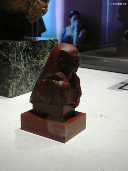 louvre143.jpg